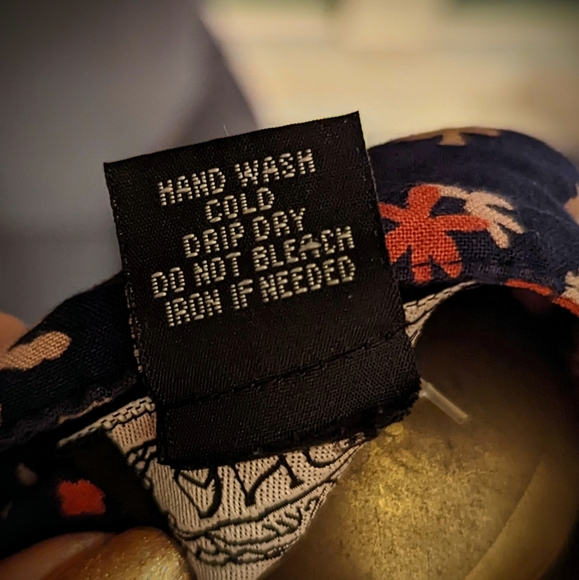 Angie. Blue floral shirt sleeve dress. Women's size L - Picture 6 of 6